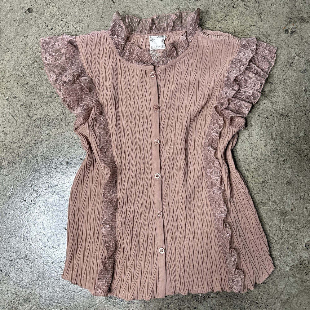 Blu pepper women’s tan beige victorian style ruffle top size small